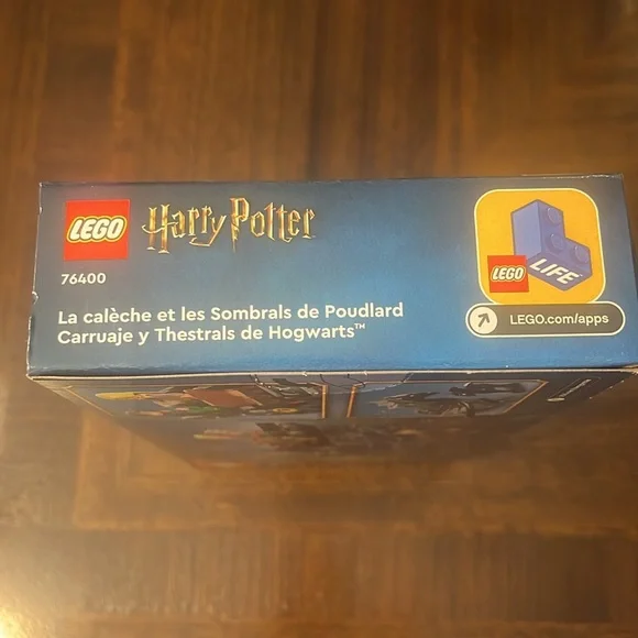 LEGO Harry Potter Order of the Phoenix Hogwarts Carriage and Thestrals - Picture 7 of 10